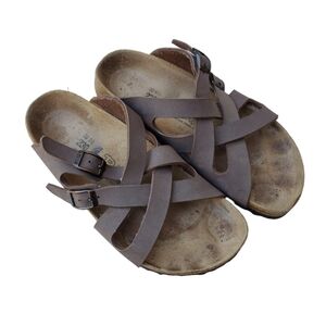 BIRKI'S BIRKENSTOCK sandals